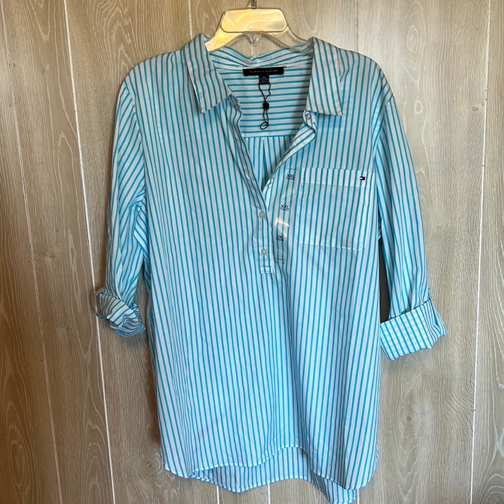 Tommy Hilfiger Half collared shirt